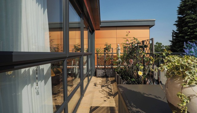 Luxury 2BR Penthouse Retreat with Huge Deck