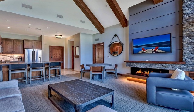 Luxury 2Br Residence steps from Heavenly Village & Gondola
