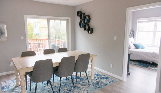 Luxury 2BR+ with BEAUTIFUL NYC views