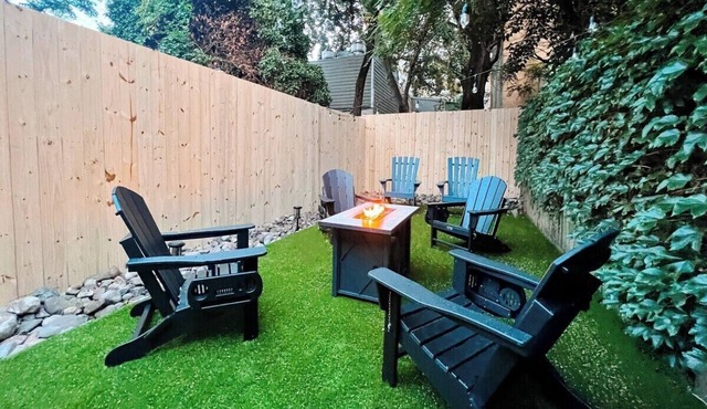 Luxury 3 bed row home in the heart of downtown Fells Point