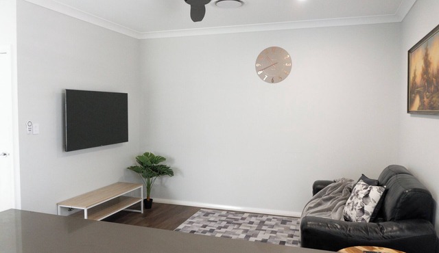 Luxury 3-Bedroom Unit - Sleeps 6 Guests