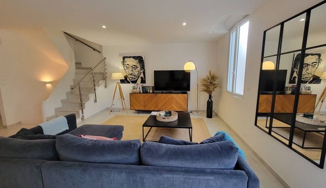 Luxury 3-bedroom house 120 m2, sleeps 8.