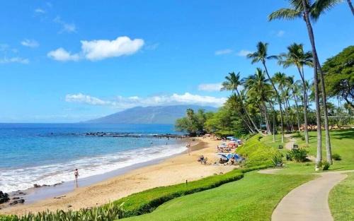 Luxury 3-Bedroom Villa at The Resort at Kapalua Bay with Daily Housekeeping Spa Rental Car Included MON-2206 by KBM