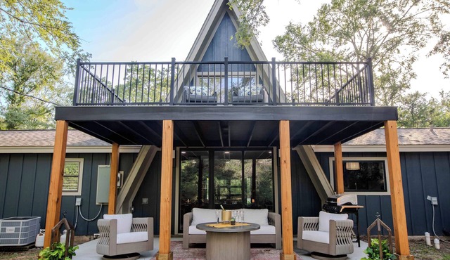 Luxury 3-bedroom with elevated speakeasy vibes, sleeps 10, and brand new