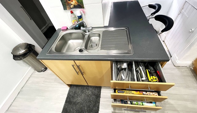 Luxury 3 Bedrooms Entire Flat - Self Check in & Check out