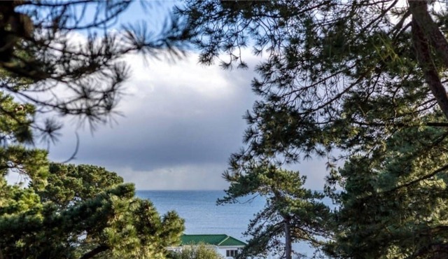 Luxury 3bd penthouse with roof terrace and hot tub