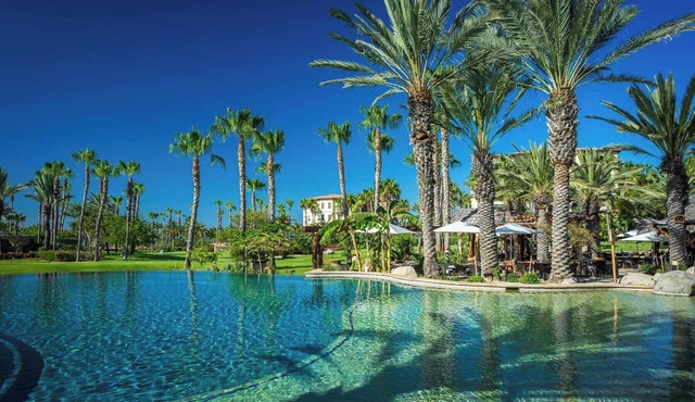 Luxury 3BR Esperanza Residence with Resort Amenities