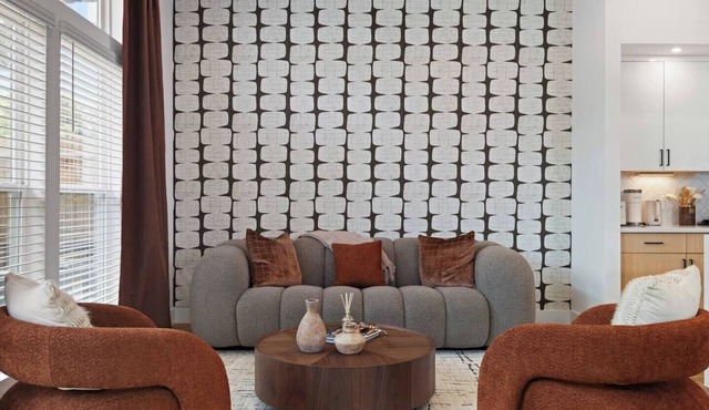 Luxury 3BR Houston - Near Downtown & Stadiums