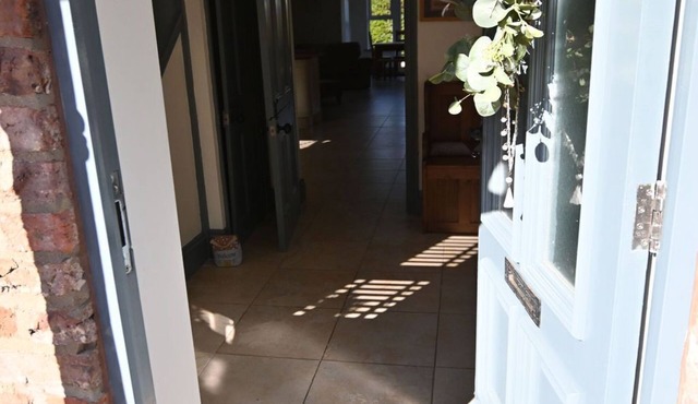 Luxury 4 Bedroom Holiday Cottage In East Yorkshire Between Beverley & Hornsea