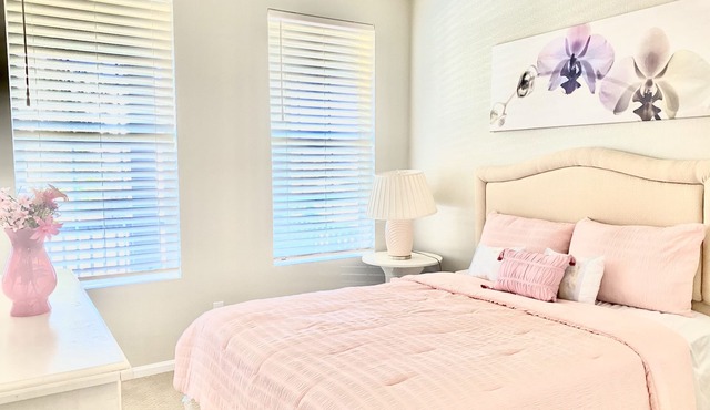 Luxury 4 bedroom single family home located in a decent neighborhood
