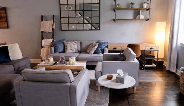 Luxury 4 BR Townhouse w/Parking