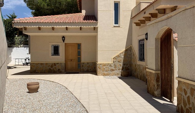 Luxury 4 bed private villa with heated swimming pool