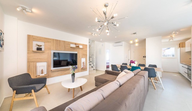 Luxury 4* Villa Andreja
