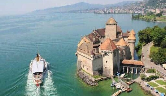 Luxury 4BD Apartment in Montreux Center&Lake