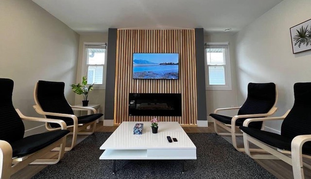 Luxury 4bedroom cottage/House