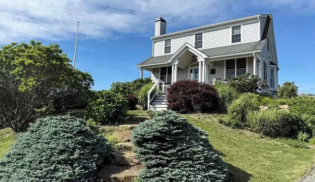 Luxury 4BR 4BA on Spring Street with Ocean Views