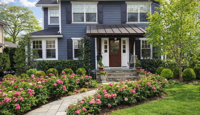 Luxury 4BR Home in Millburn NJ - Sleeps 10 - Near NYC - Parking & Modern Comfort
