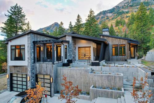Luxury 4BR Mountain Retreat Near Sundance Resort