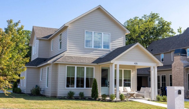 Luxury 4BR |Sleeps 9 | New Build | Family Friendly