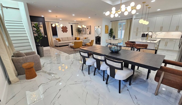 LUXURY 5/4 w Jacuzzi tub Winter Park/CP Orlando Gem