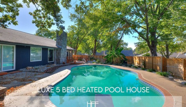 Luxury 5-Bed Heated Pool Oasis