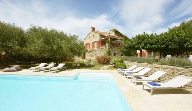 Luxury 5 Bedroom Home in Languedoc with Pool