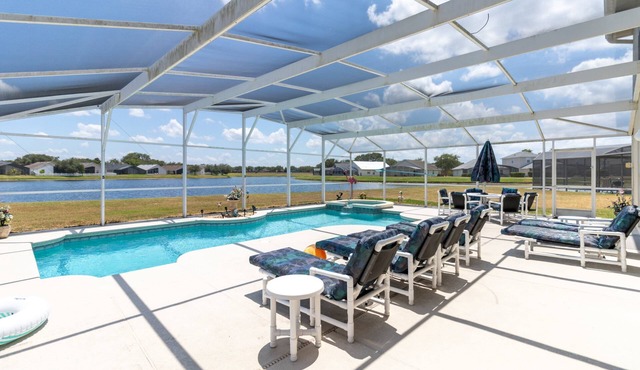 Luxury 5 Bedroom Home with Exceptional Games Room. 610