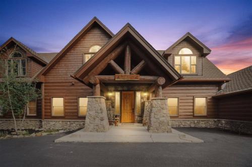 Luxury 5 Bedroom Pet-Friendly Home In Breckenridge - 2 Miles To Main Street