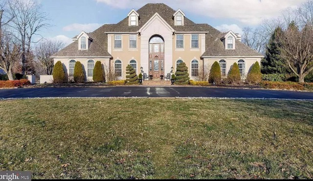 Luxury 5 Bedroom Villa w/Pool