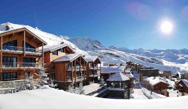 Luxury 5 bedrooms Chalet rental in Val Thorens - French Alps