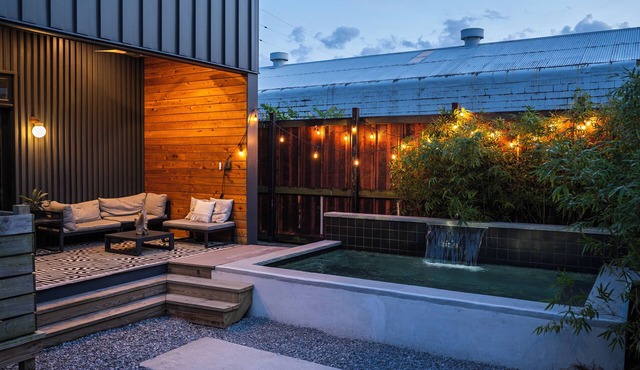 Luxury 5 BR, easy stroll to best of Magazine, minutes from French Quarter