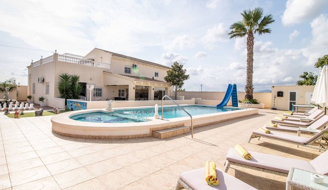 Luxury 5* Luxury Holiday Villa & Private Pool, between San Fulgencio & Dolores.