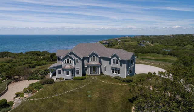 Luxury 5500sf home with Ocean Views on Block Island