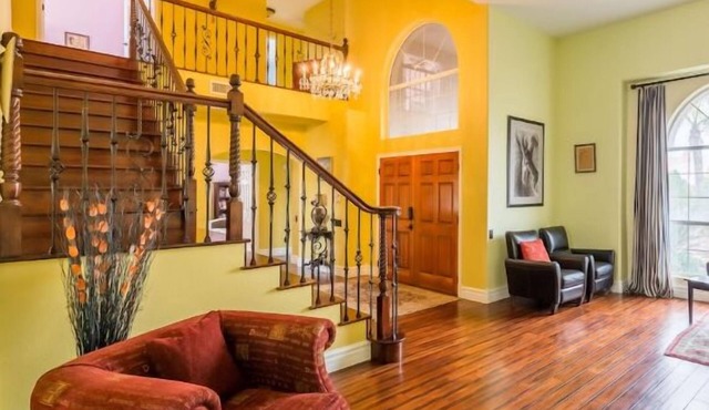Luxury 5BR designer home w/private pool, newly renovated in Aug. '25