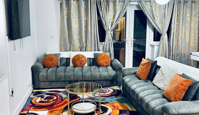 Luxury 5BR House, Chartham,Canterbury With Hot Tub