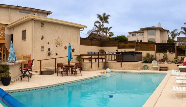 Luxury 5BR Private Pool Home w/Panoramic Ocean Bay & City Views – Sleeps 12+