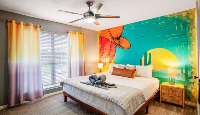 Luxury 5BR w/Casita Pool Hot Tub Tiki Bar