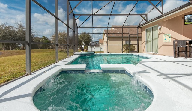 ★ Luxury 5BR With Pool, Grill & Tub Near Disney ★