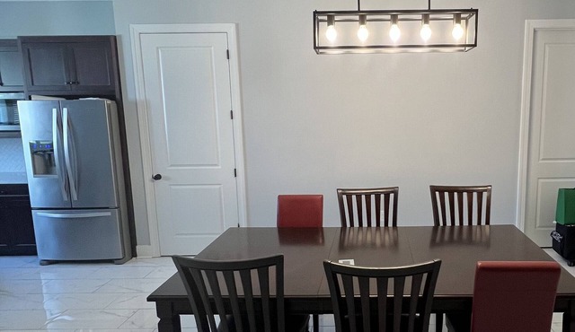 Luxury 6 Bedroom Home Close Proximity to the Masters