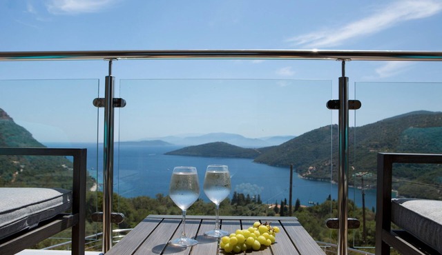 Luxury 6 bedroom villa with stunning views of the Ionian sea in Mikros Gialos