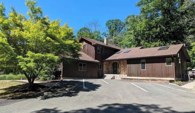 Luxury 6BR Escape Near Lake State Park