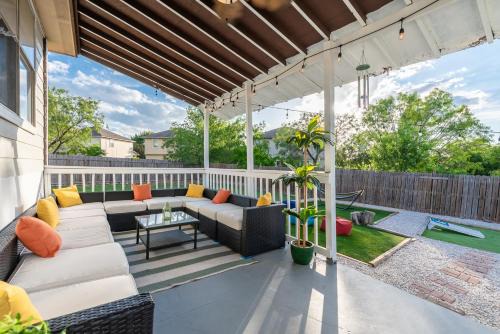 Luxury 6BR home, Game Room by Lackland & SeaWorld