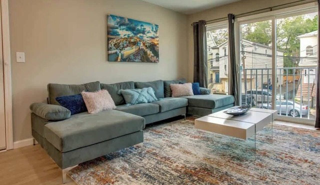 Luxury 6BR Rooftop, Parking Near EWR, NYC, MetLife