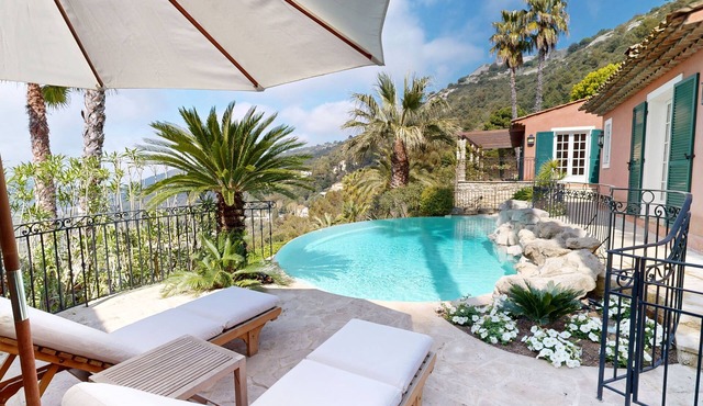 Luxury 6BR Villa Heated Pool & Tennis near Monaco