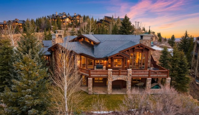 Luxury 7BR Ski-In/Ski-Out Deer Valley Home w/Hot Tubs