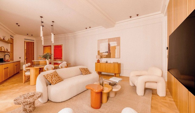 Luxury A/C Apt - 6P/3BDR - Arc de Triomphe