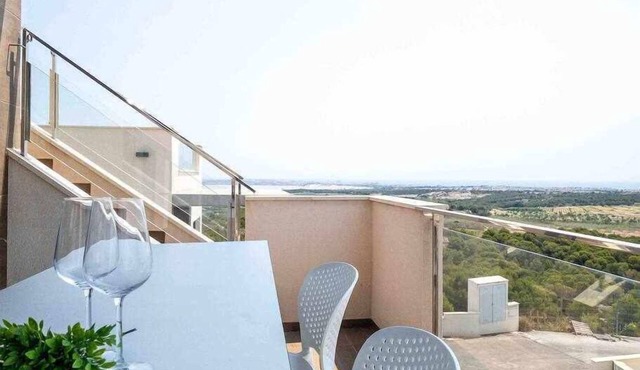Luxury apartment with jacuzzi near golf rf31