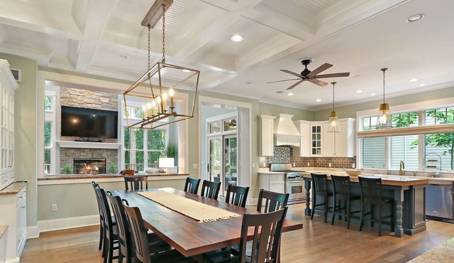 Luxury Abbey Springs Lake House |Extraordinary 3 Level Home |Golf Cart |Wraparound Deck |Pools |Golf