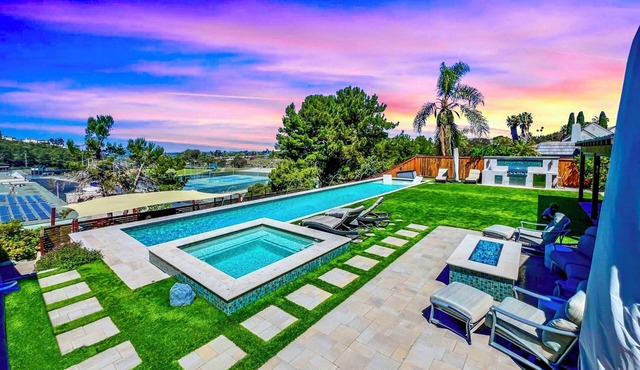 Luxury Agua de Sol - Views/Pool/Spa/Sauna/Gym/EV In the heart of San Diego