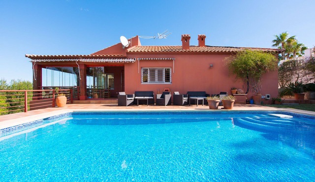 LUXURY AIR-CONDITIONED VILLA WITH SEA VIEW 5 BED 10 PEOPLE WI FI